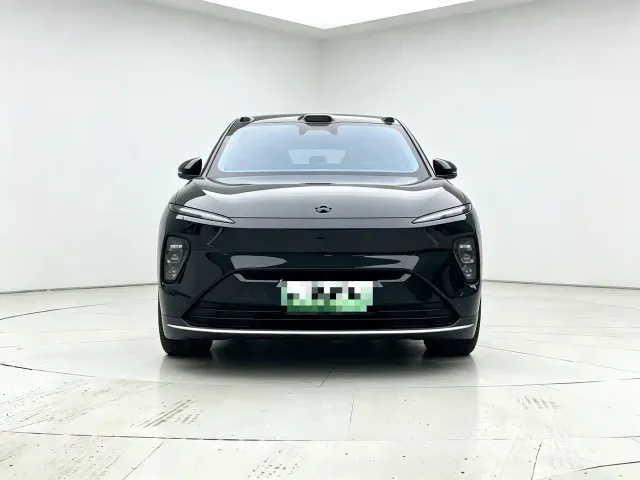 Nio ES8 — Фото автомобиля 2