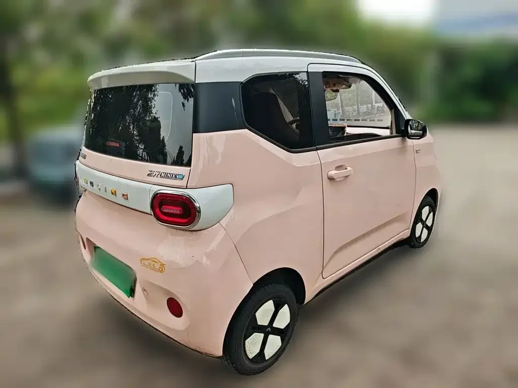 Wuling Motors Hongguang MINIEV 2024 3rd Gen 215km Advanced — Фото автомобиля 6
