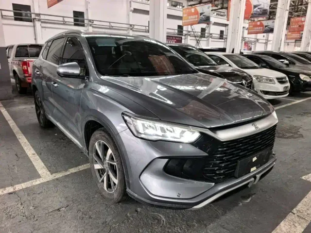 BYD Song Pro — Фото автомобиля 3
