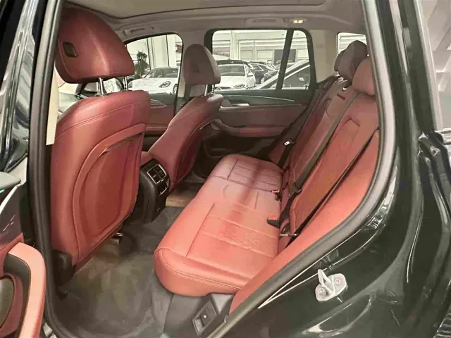 BMW X3 — Фото автомобиля 11
