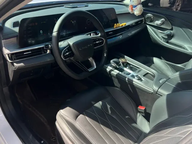 Chery Arrizo 8 — Фото автомобиля 9