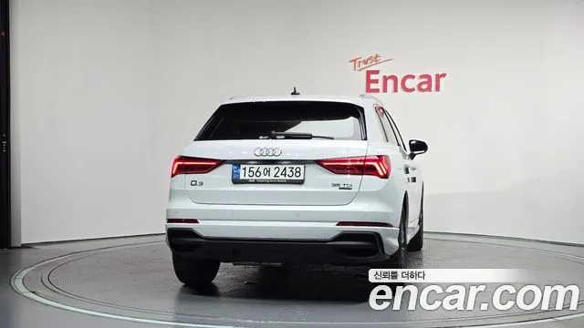 Audi Q3 35 TDI quattro Premium — Фото автомобиля 4