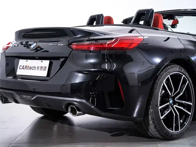 BMW Z4 — Фото автомобиля 6