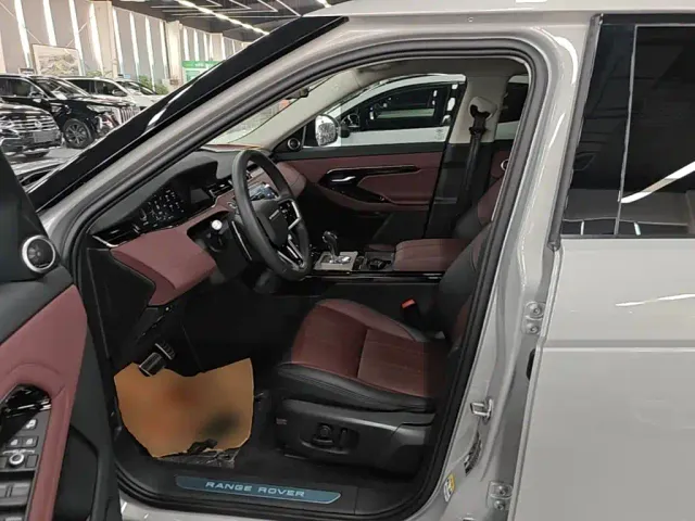 Land Rover Range Rover Evoque — Фото автомобиля 15