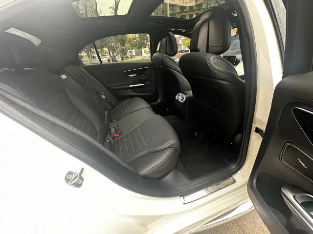 Mercedes-Benz C-Class — Фото автомобиля 10
