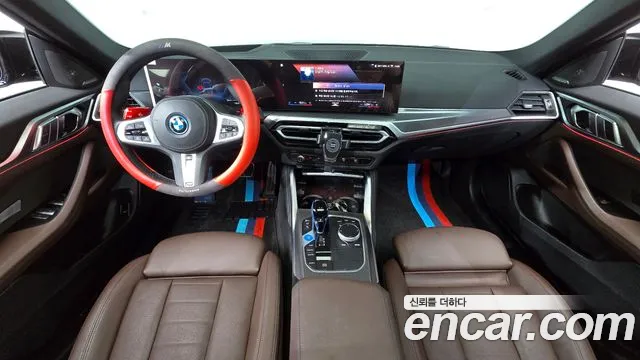 BMW i4 — Фото автомобиля 7