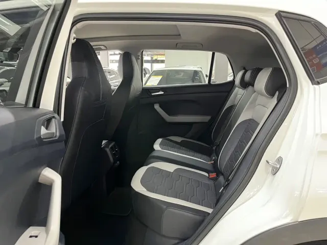 Volkswagen Tharu — Фото автомобиля 8