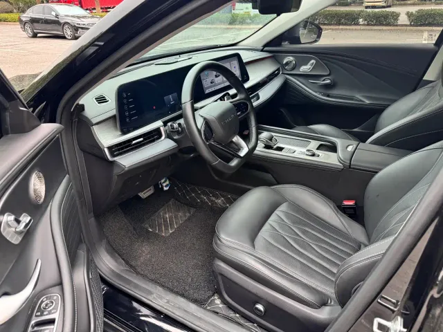 Chery Arrizo 8 — Фото автомобиля 9