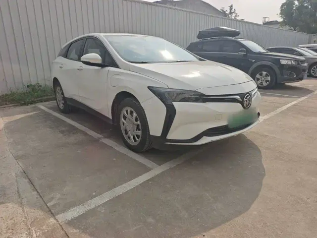 Buick Velite 6 — Фото автомобиля 11
