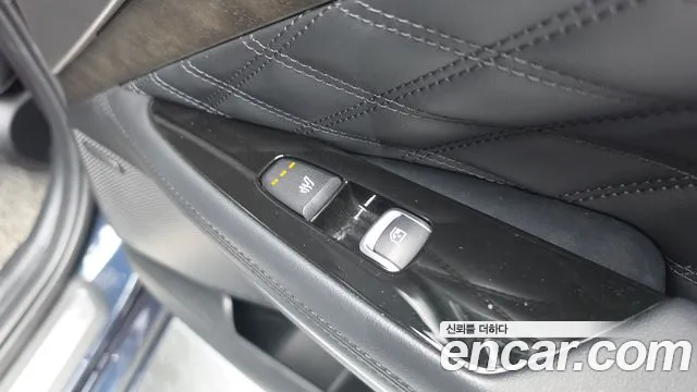 Kia K8 Hybrid — Фото автомобиля 24