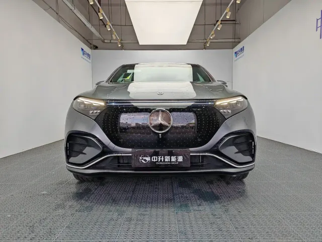 Mercedes-Benz EQS SUV — Фото автомобиля 2