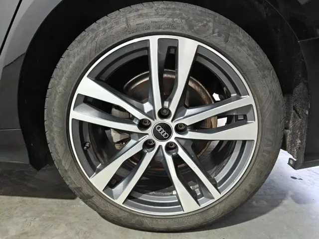 Audi A6L — Фото автомобиля 14