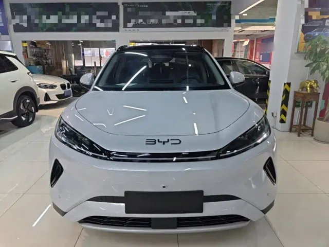 BYD Sealion 05 EV — Фото автомобиля 2