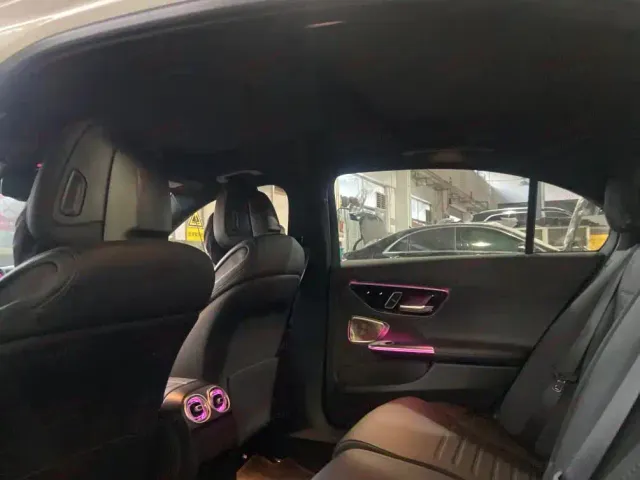 Mercedes-Benz C-Class — Фото автомобиля 9
