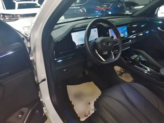 Geely Xingyue L — Фото автомобиля 15