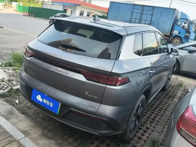 BYD Song Pro — Фото автомобиля 3