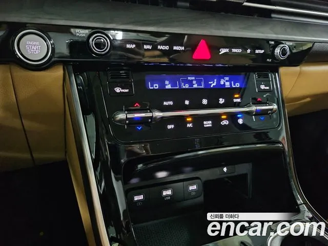 Kia Canival Carnival 4 поколение Бензин 7 мест Signature — Фото автомобиля 8