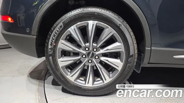 Lincoln Corsair Corsair 2.0 Reserve AWD — Фото автомобиля 21