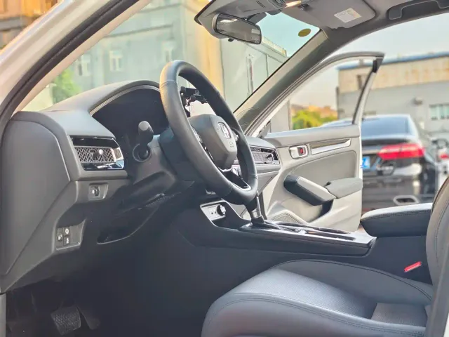 Honda Civic — Фото автомобиля 10