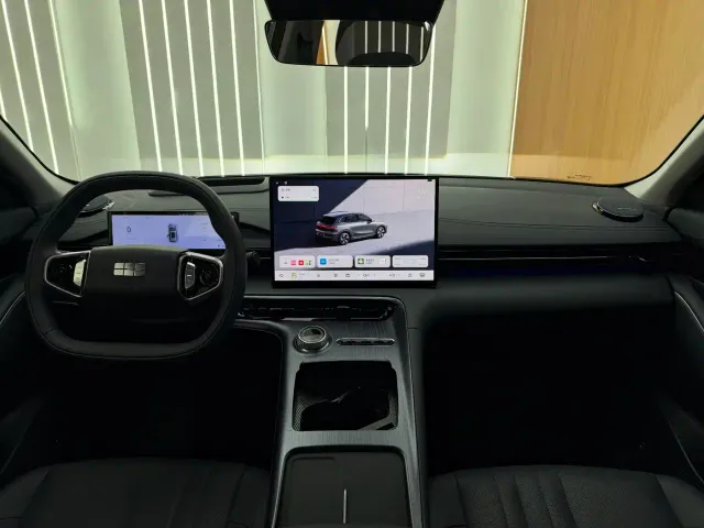 Geely Galaxy E5 — Фото автомобиля 12