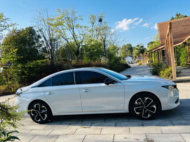 Peugeot 508 — Фото автомобиля 13