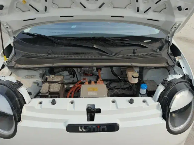 Changan Lumin — Фото автомобиля 10