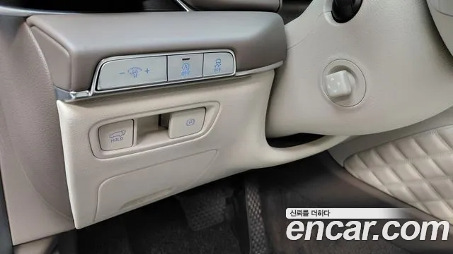 Genesis GV80 — Фото автомобиля 27