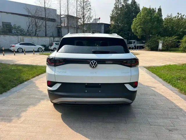 Volkswagen ID.4 Crozz — Фото автомобиля 4