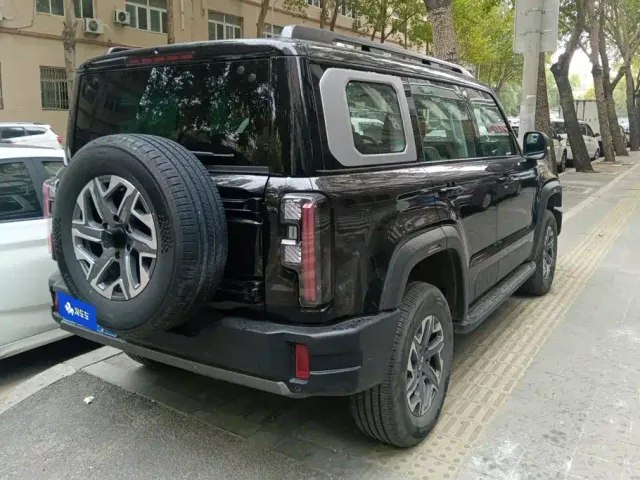 BAIC BJ40 — Фото автомобиля 3