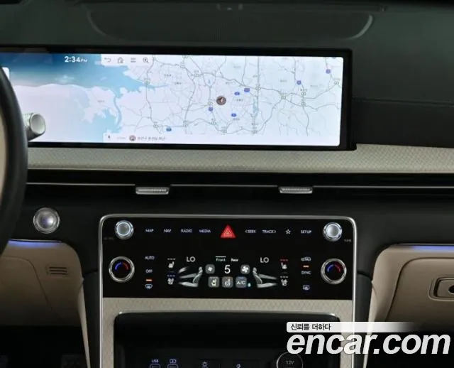 Genesis GV80 — Фото автомобиля 14