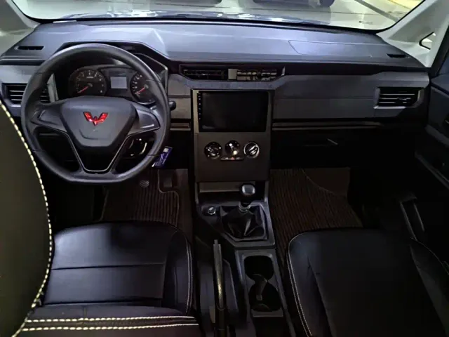 Wuling Hongguang Plus — Фото автомобиля 9
