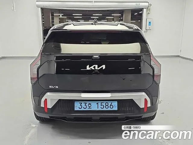 Kia EV3 — Фото автомобиля 3