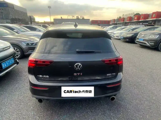Volkswagen Golf GTI — Фото автомобиля 9