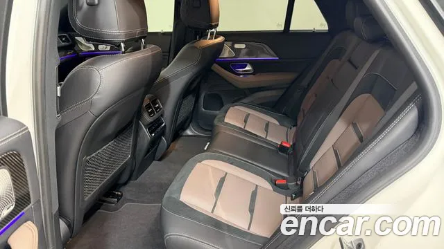 Mercedes-Benz GLE-Class — Фото автомобиля 10