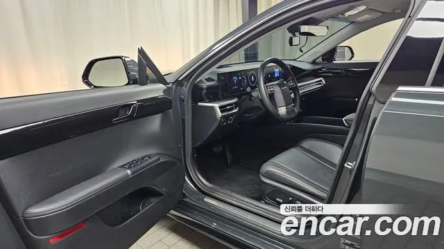 Hyundai Grandeur GN7 — Фото автомобиля 15