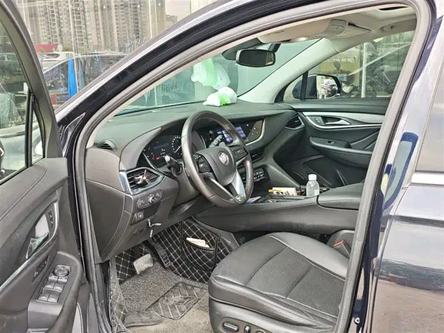 Buick Enclave — Фото автомобиля 6