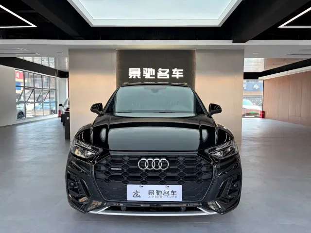 Audi Q5L — Фото автомобиля 2