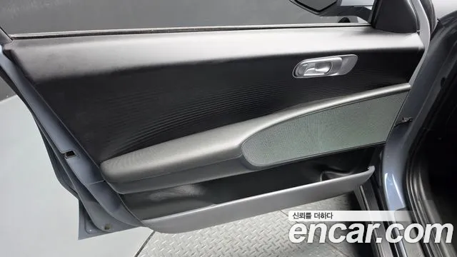 Hyundai Ioniq 6 — Фото автомобиля 13