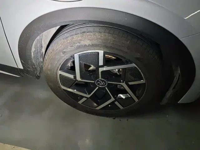 BYD Yuan PLUS — Фото автомобиля 6