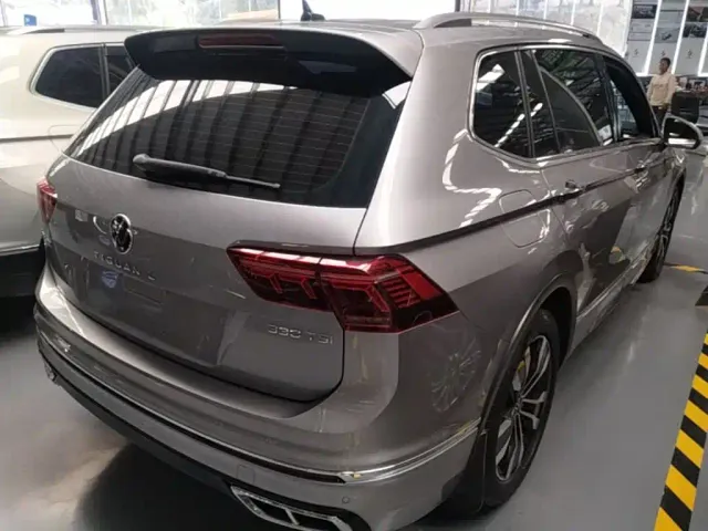 Volkswagen Tiguan L — Фото автомобиля 6