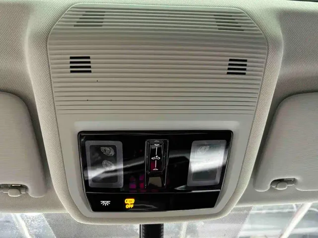 Volkswagen Golf 2023 280TSI DSG Pro — Фото автомобиля 15