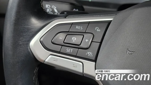 Volkswagen Tiguan — Фото автомобиля 12
