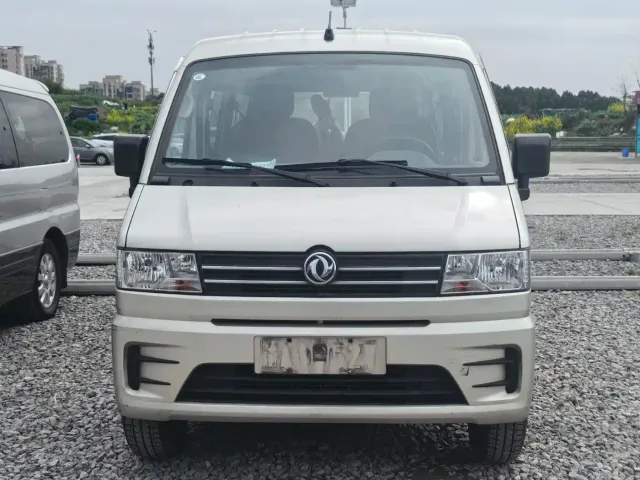 Dongfeng Xiaokang C56 — Фото автомобиля 2