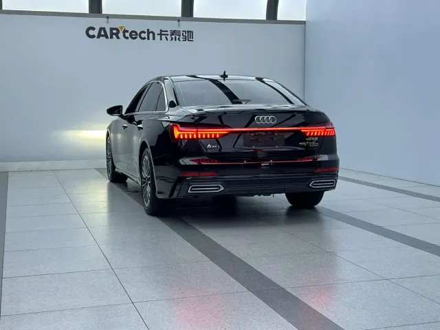 Audi A6L — Фото автомобиля 11