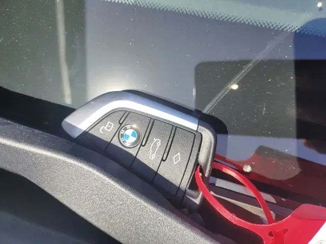 BMW 3 Series — Фото автомобиля 8