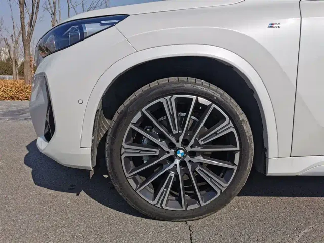 BMW X1 — Фото автомобиля 6