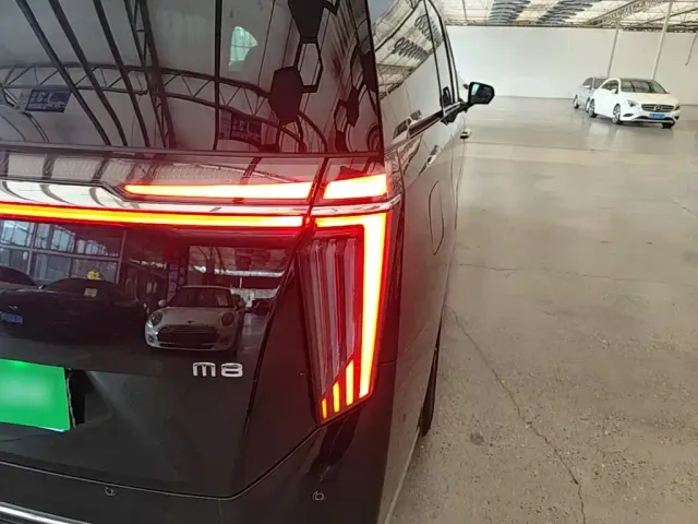 GAC Trumpchi M8 — Фото автомобиля 7