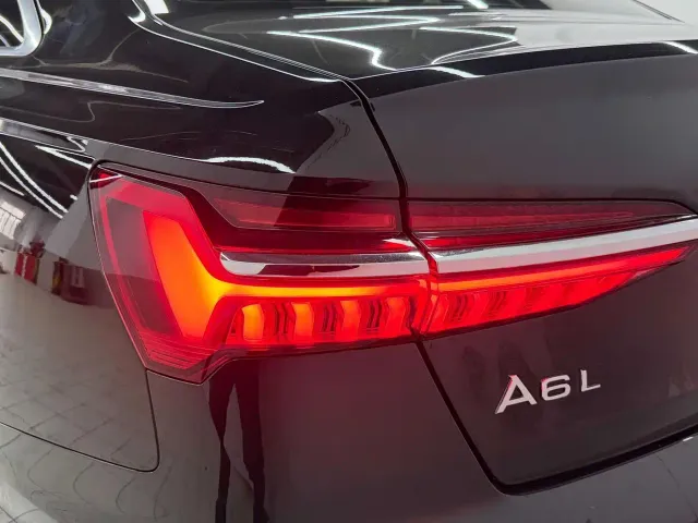 Audi A6L — Фото автомобиля 17