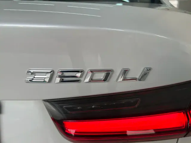 BMW 3 Series — Фото автомобиля 29