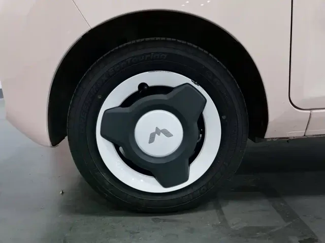 Wuling Hongguang Mini EV — Фото автомобиля 17